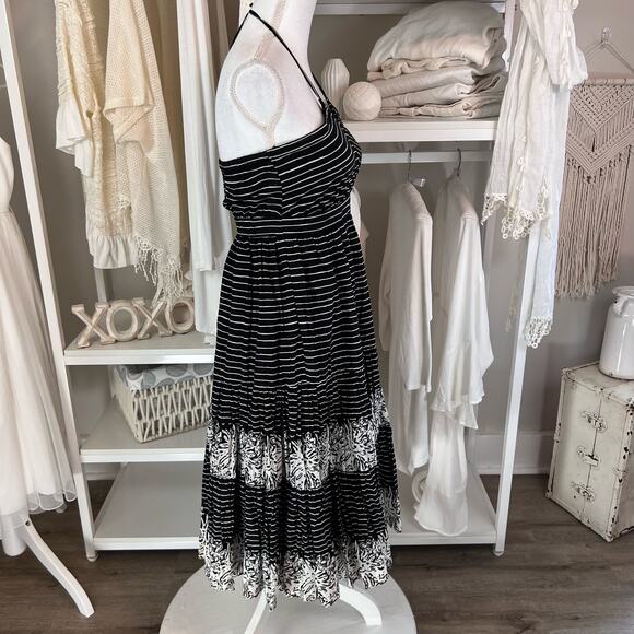 Gap Sz. 0 Women's Black halter dress, flowy, beachy, coastal. #1098 - Picture 5 of 9